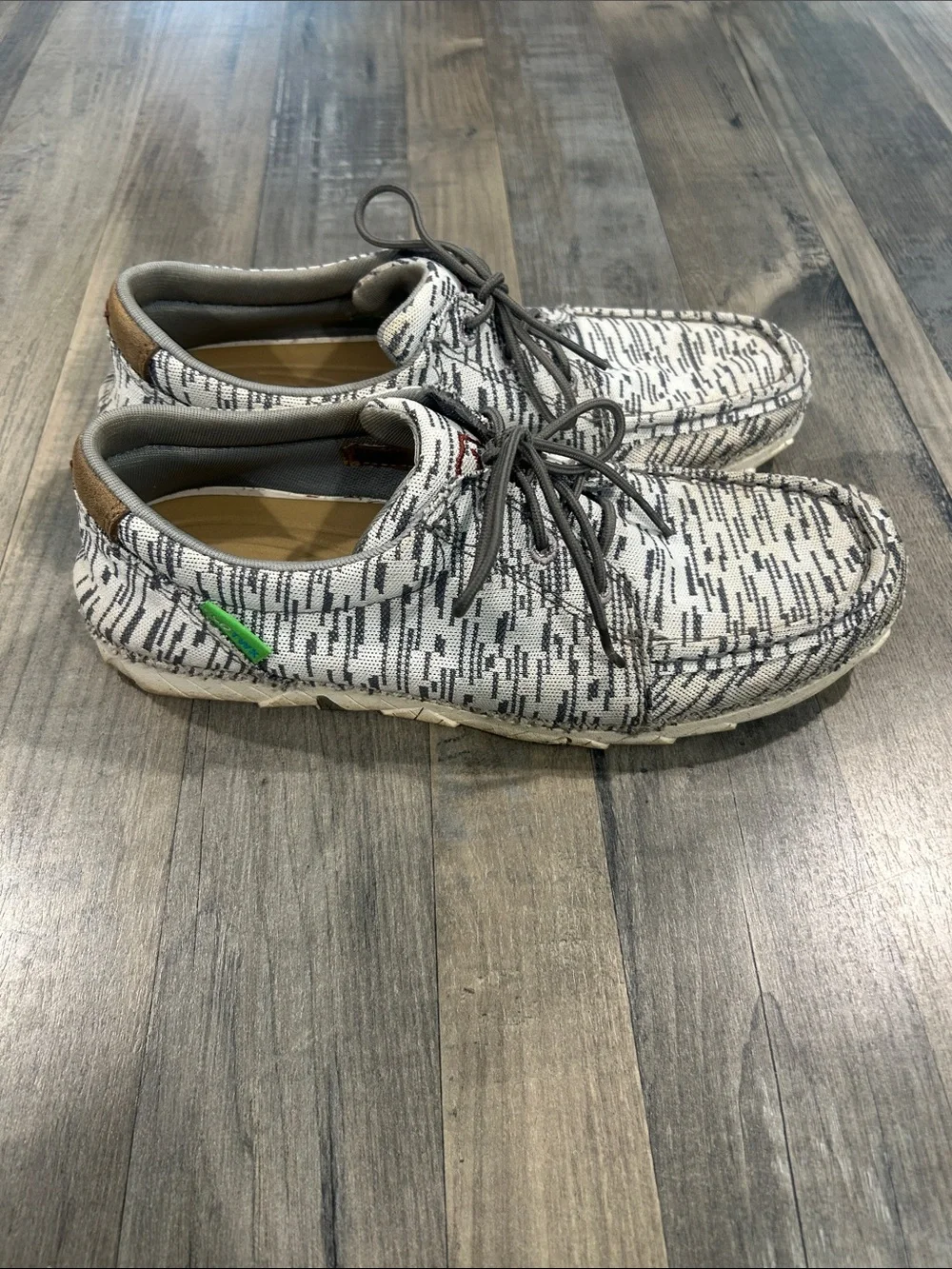 Twisted X Men's Knit Lace-Up Loafers in White and Gray